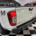 Nissan / Frontier AttacK Automático 2.3 bi-turbo Diesel Picape Branco Nissan / Frontier AttacK Automático 2.3 bi-turbo Diesel Picape Branco