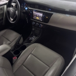 Toyota / Corolla GLI Automático 1.8 Sedan Cinza Toyota / Corolla GLI Automático 1.8 Sedan Cinza