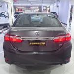 Toyota / Corolla GLI Automático 1.8 Sedan Cinza Toyota / Corolla GLI Automático 1.8 Sedan Cinza
