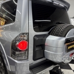 Mitsubishi / PAJERO FULL HPE Automático 3.8 V6 SUV Prata Mitsubishi / PAJERO FULL HPE Automático 3.8 V6 SUV Prata