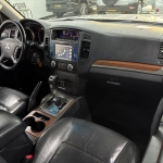 Mitsubishi / PAJERO FULL HPE Automático 3.8 V6 SUV Prata Mitsubishi / PAJERO FULL HPE Automático 3.8 V6 SUV Prata