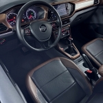 Volkswagen / T-Cross Comfortline 200 1.0 TSI SUV Cinza Volkswagen / T-Cross Comfortline 200 1.0 TSI SUV Cinza