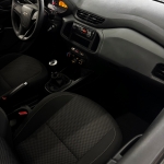 Chevrolet / Onix Joy 1.0 Hatch Branco Chevrolet / Onix Joy 1.0 Hatch Branco