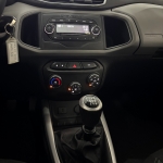 Chevrolet / ONIX LT 1.0 Hatch Prata Chevrolet / ONIX LT 1.0 Hatch Prata